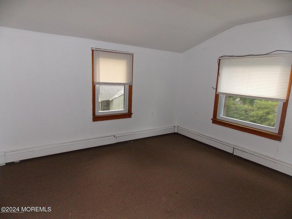 914 Radnor Avenue - Photo 21