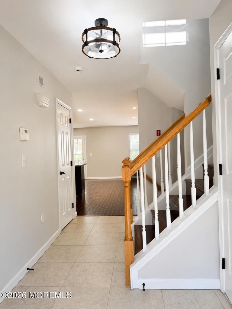 234 Frankfort Avenue - Photo 2