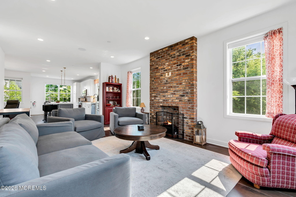 24 Catherine Street - Photo 3