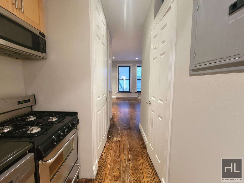 East 13th Street - Photo 2