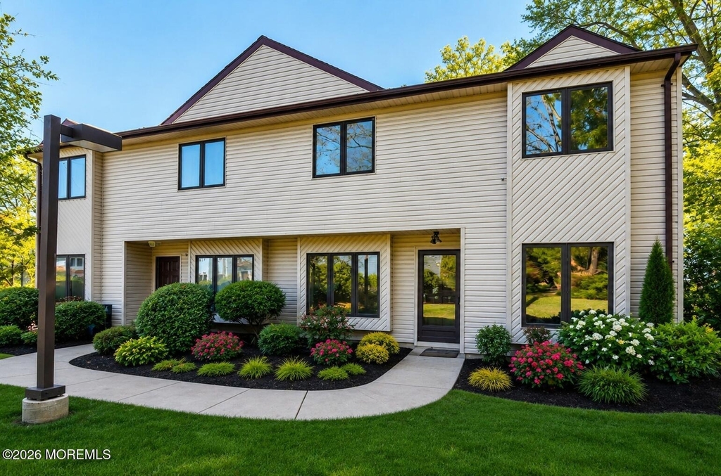 201 Pear Drive - Photo 0
