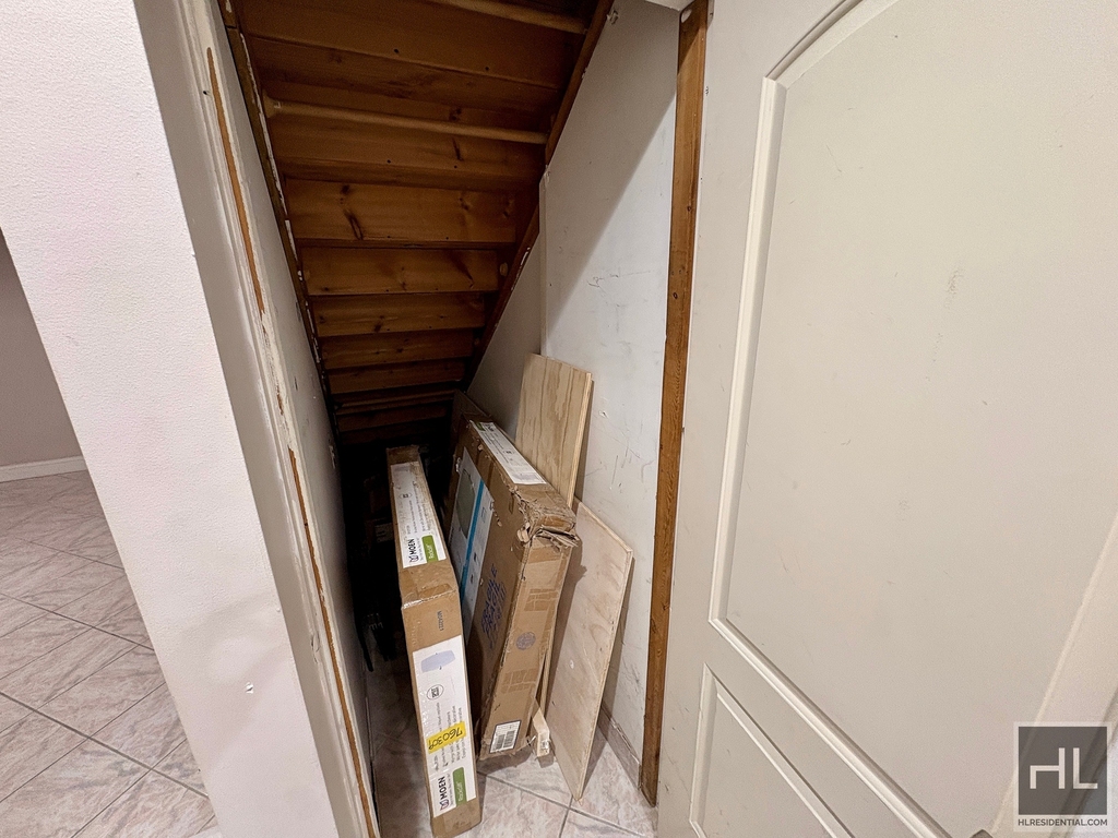 Edwards Place - Photo 3