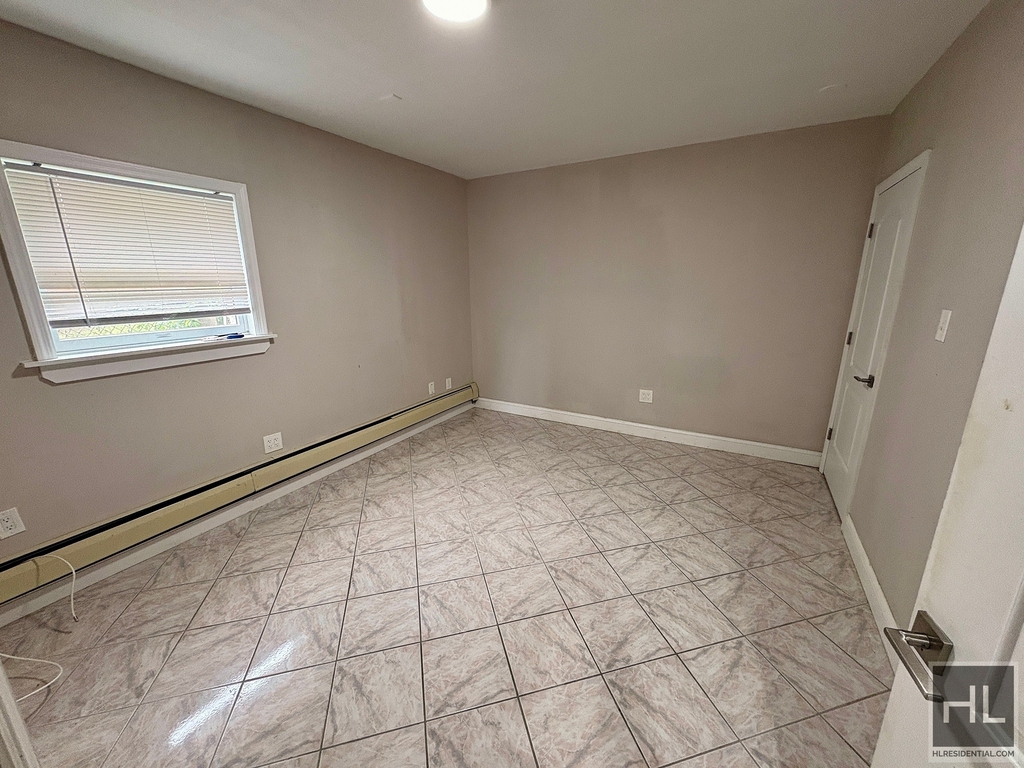 Edwards Place - Photo 1