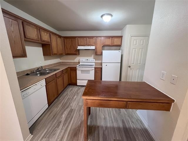 630 Schmitz Avenue - Photo 2