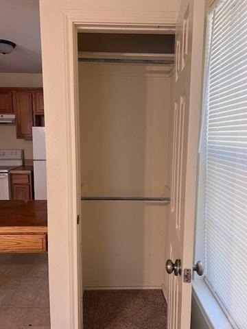 630 Schmitz Avenue - Photo 5