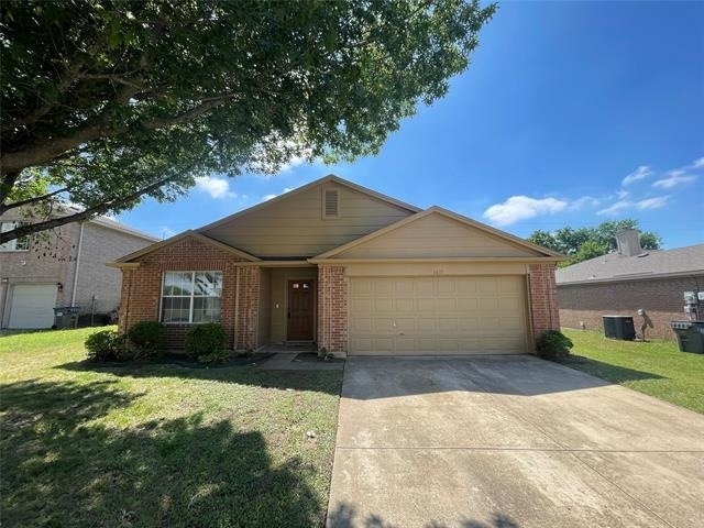 1611 Columbia Drive - Photo 1