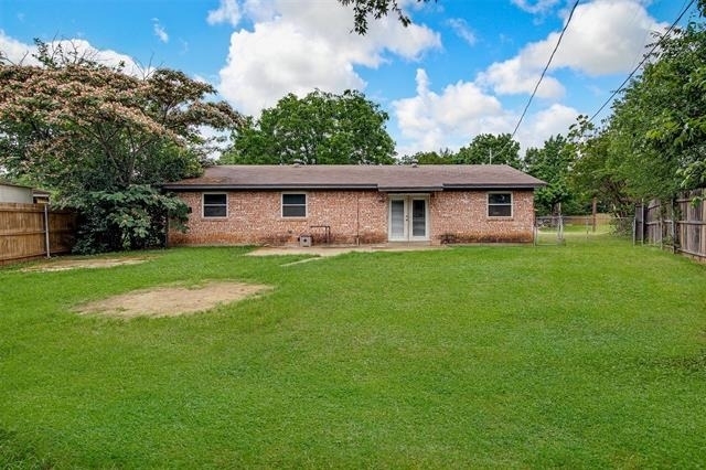 207 Stefanie Street - Photo 23