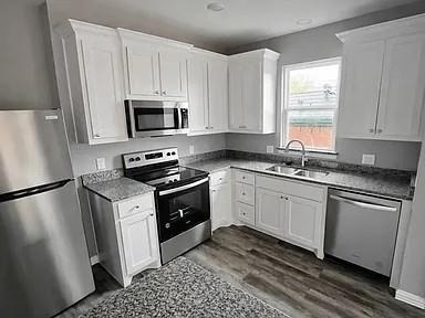 2109 Bluebonnet Avenue - Photo 2