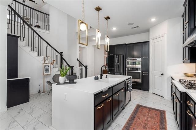 8336 Western - Photo 11