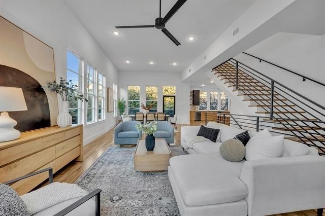 1512 Villars Street - Photo 3