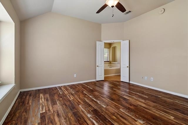 5001 Lake Crest Drive - Photo 9