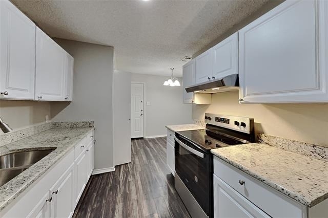 6100 Springwood Drive - Photo 3