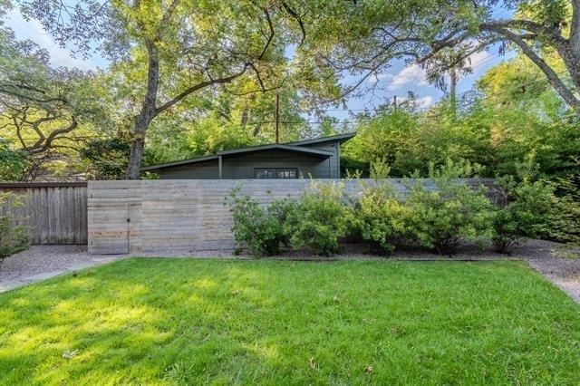8571 Eustis Avenue - Photo 28
