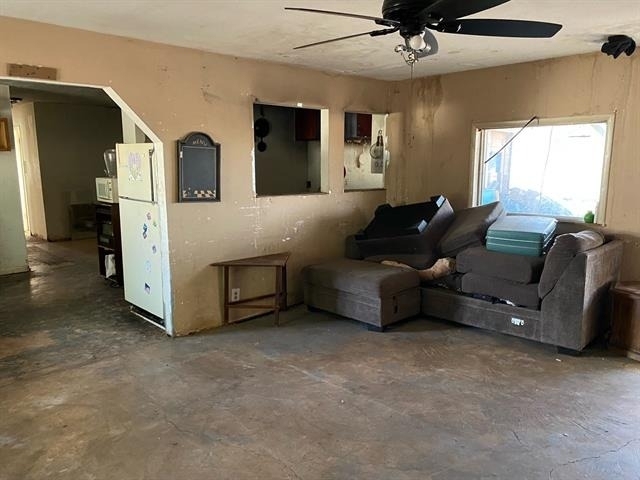 501 N Lincoln Avenue - Photo 2
