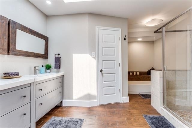 926 Hillside Lane - Photo 5