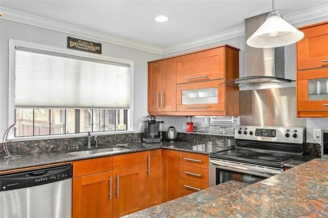 3314 Douglas Avenue - Photo 8