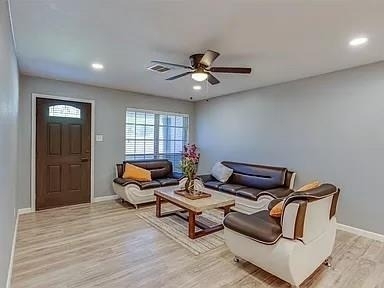 5709 Walraven Circle - Photo 4