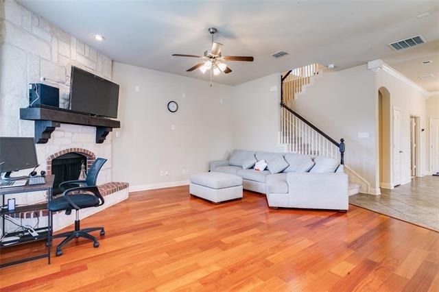 3116 Hereford Drive - Photo 6