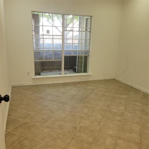 3647 W Northgate Drive - Photo 16