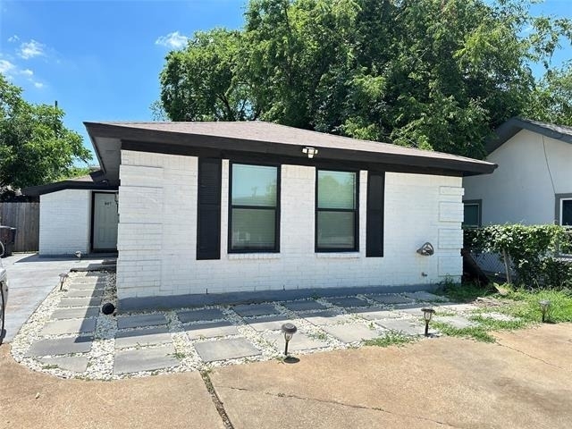 807 W Broadus Avenue - Photo 6