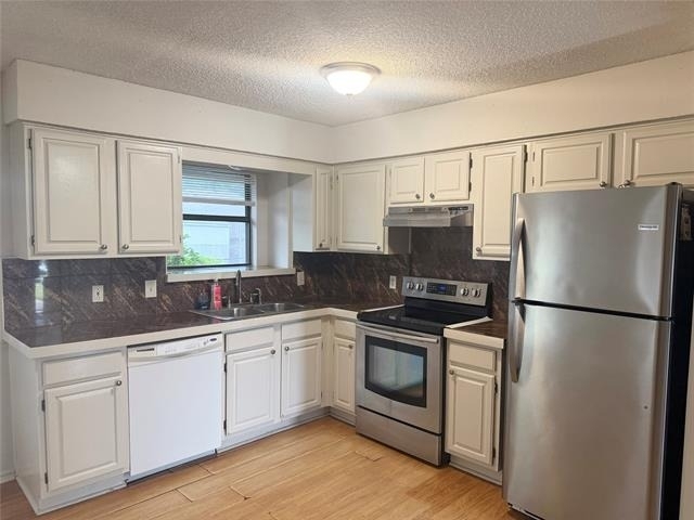 2021 Espinosa Drive - Photo 5