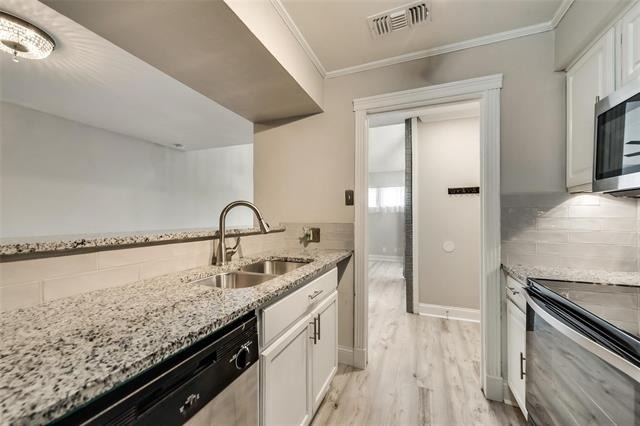 18240 Midway Road - Photo 12