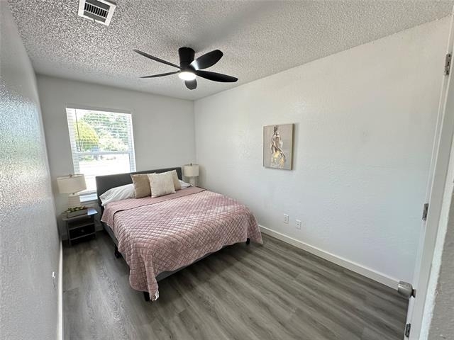 809 W Broadus Avenue - Photo 4