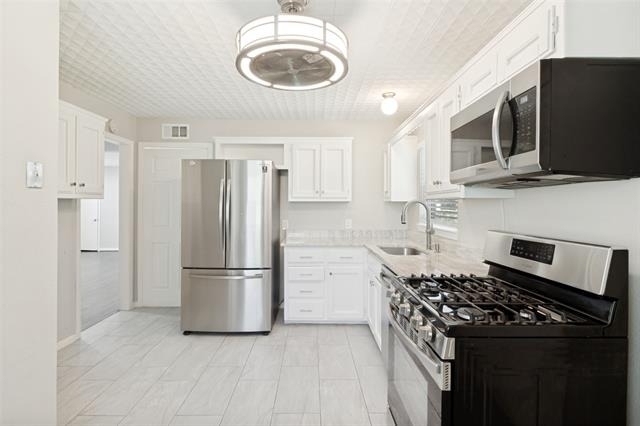 11524 Strand Street - Photo 8