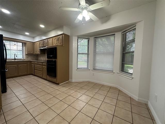 719 Athenia Way - Photo 2