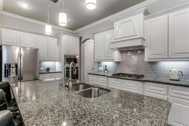 3901 Bentley Drive - Photo 7