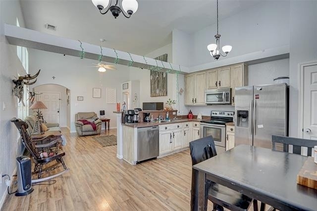 8801 Stewart Street - Photo 6
