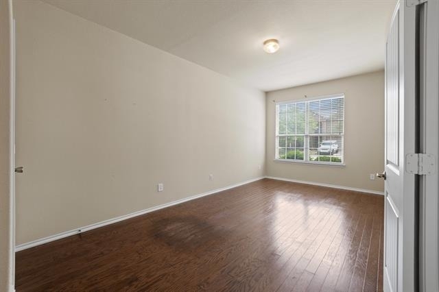 9716 Mulligan Drive - Photo 9