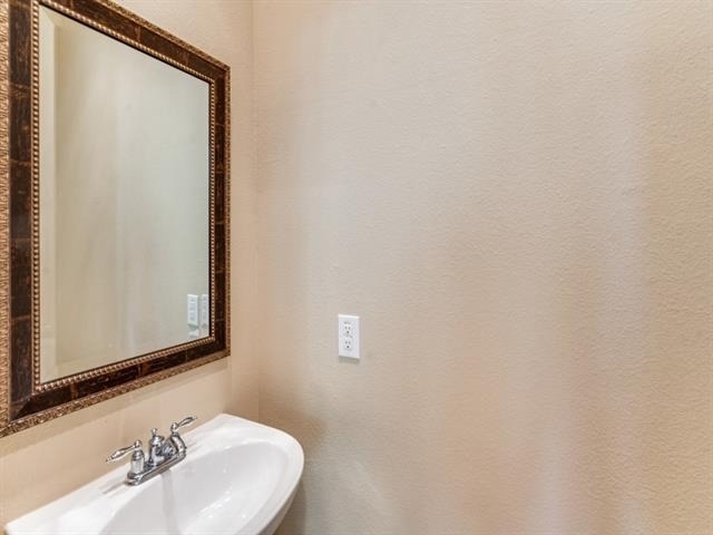 15711 Spectrum Drive - Photo 14