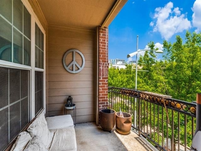 15711 Spectrum Drive - Photo 21