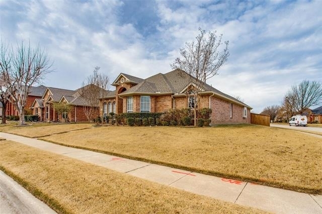 6415 Day Spring Drive - Photo 2