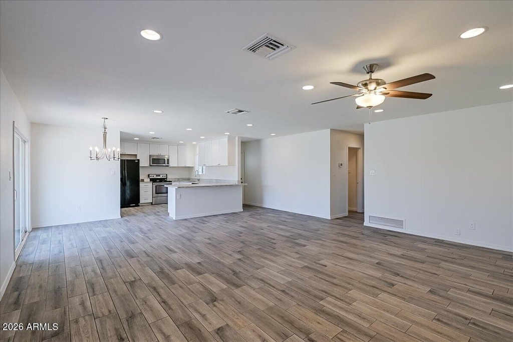 536 N Cheri Lynn Drive - Photo 7