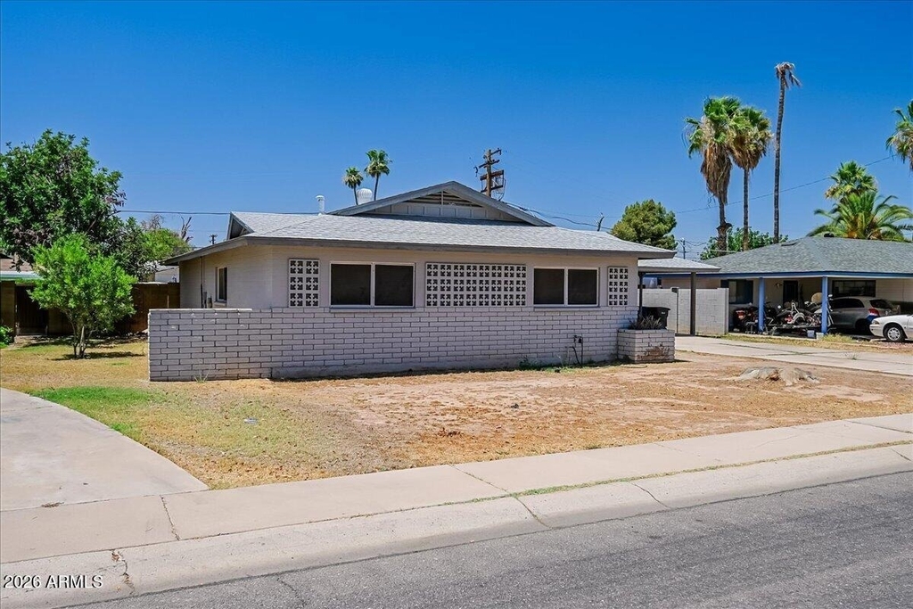 536 N Cheri Lynn Drive - Photo 2