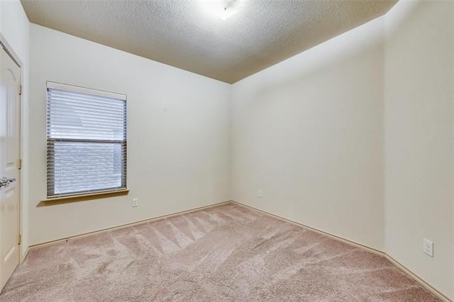 15825 Carlton Oaks Drive - Photo 16