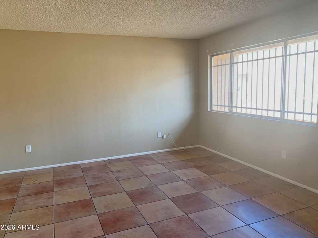 2804 N 43rd Avenue - Photo 4