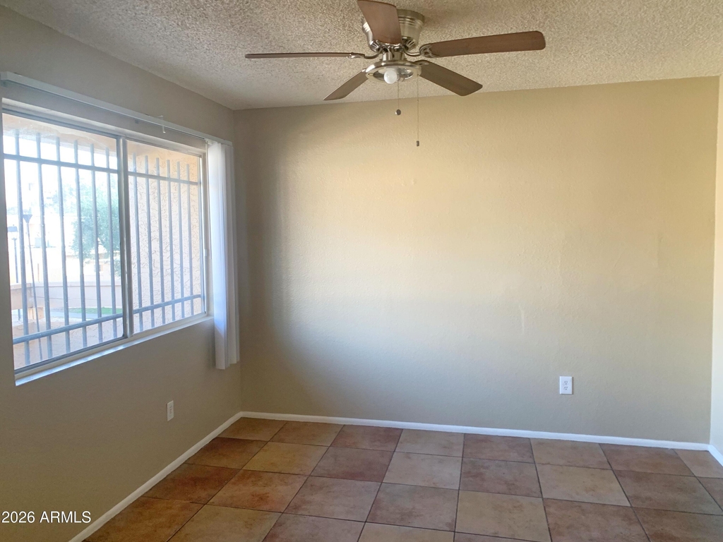2804 N 43rd Avenue - Photo 5