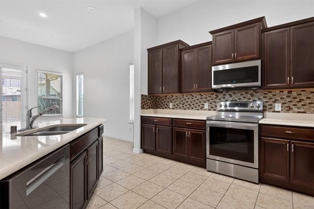 8728 Maple Ridge Trail - Photo 13