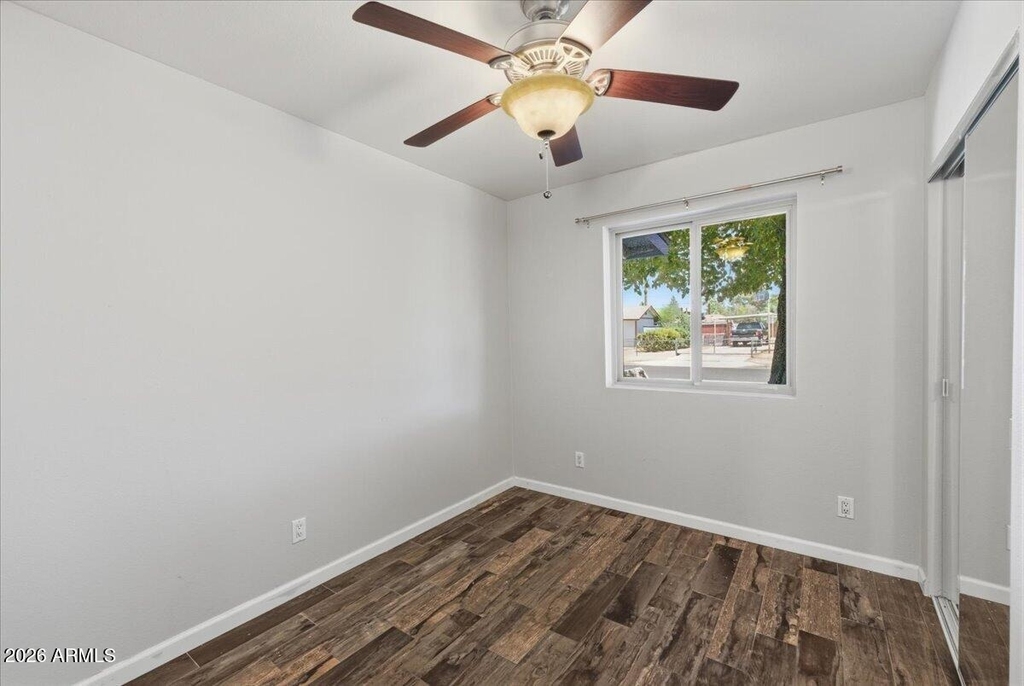 1433 E Windsor Avenue - Photo 13