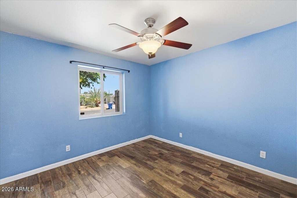 1433 E Windsor Avenue - Photo 11