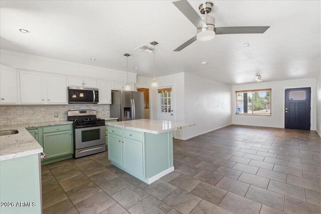 1433 E Windsor Avenue - Photo 7
