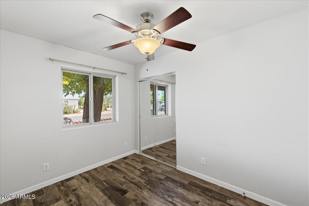 1433 E Windsor Avenue - Photo 14