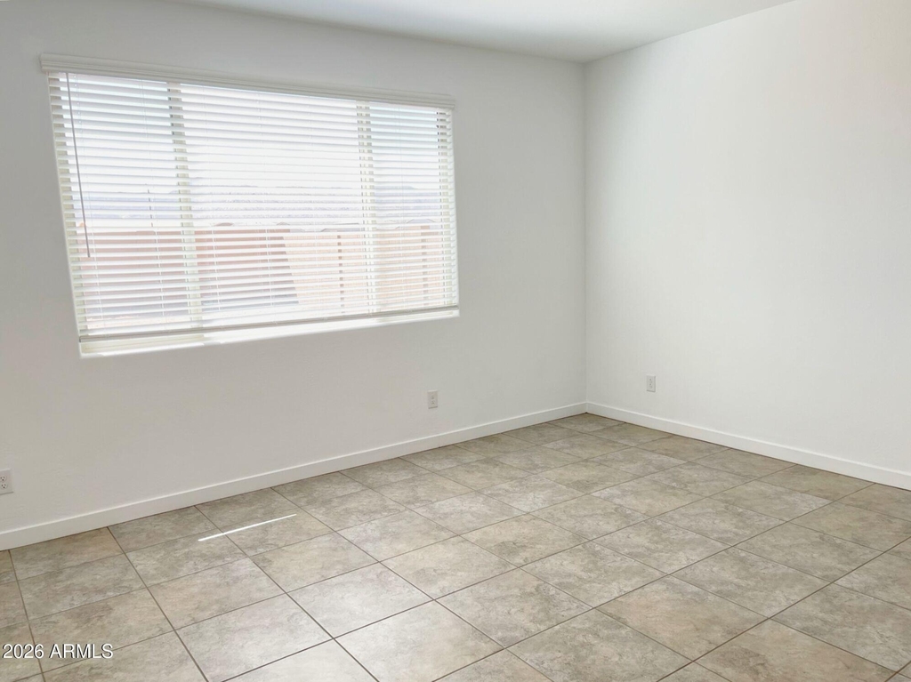 4622 N 192nd Lane - Photo 5