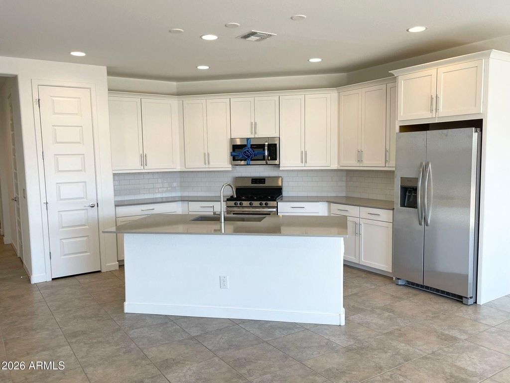 4622 N 192nd Lane - Photo 2