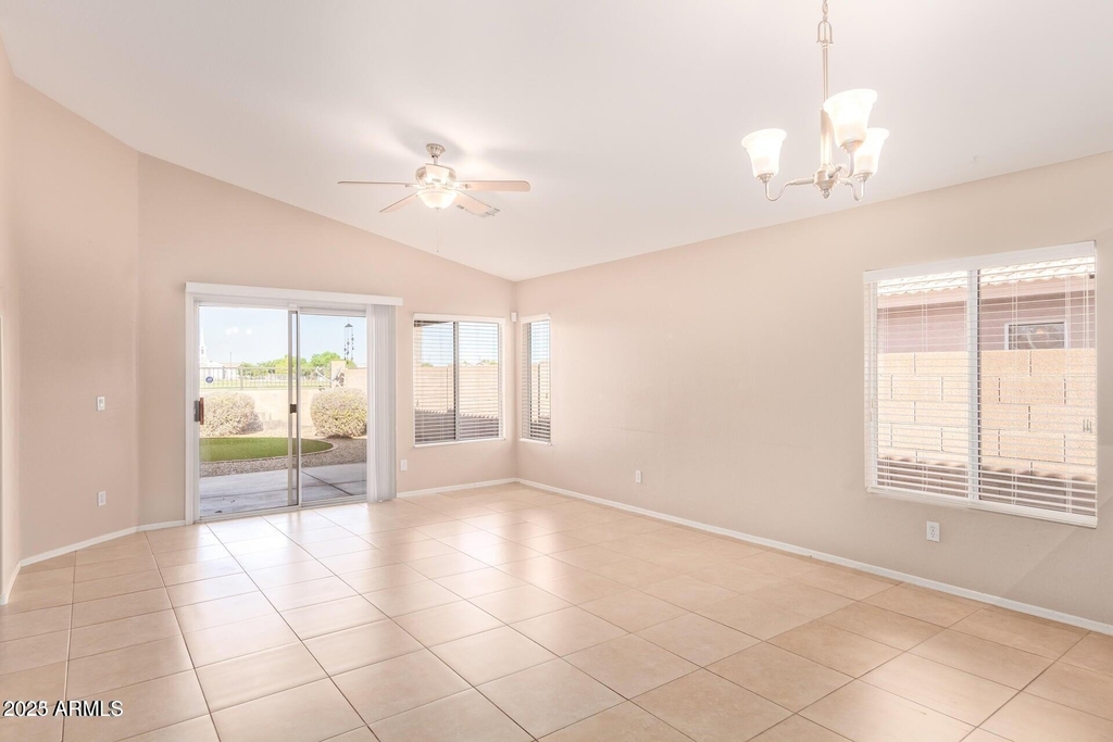 3570 S Moccasin Trail - Photo 4