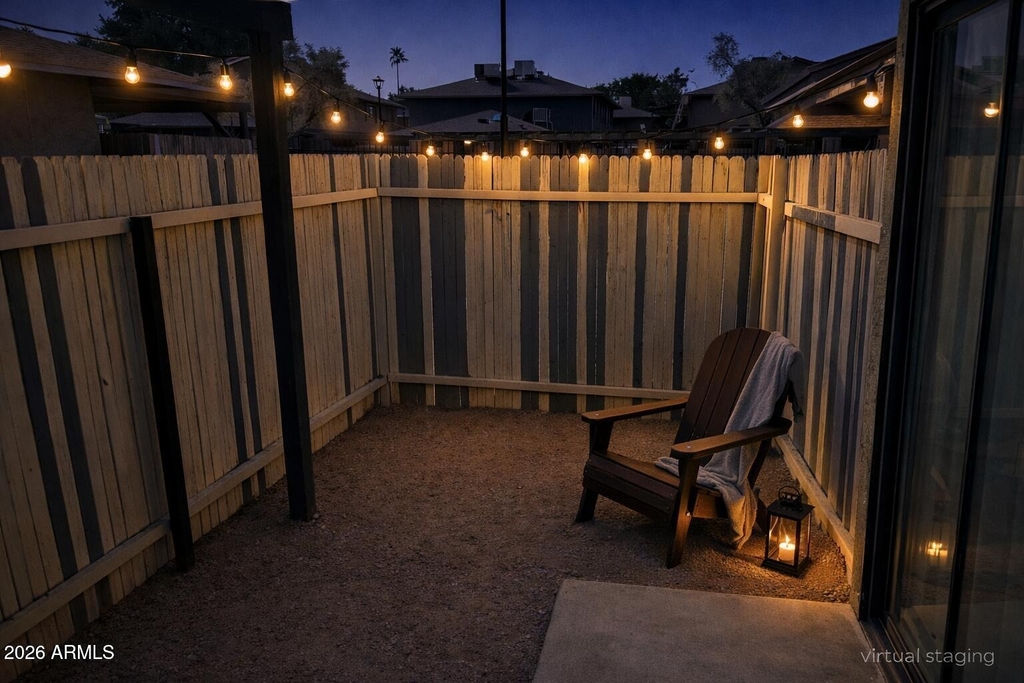 286 W Palomino Drive - Photo 5