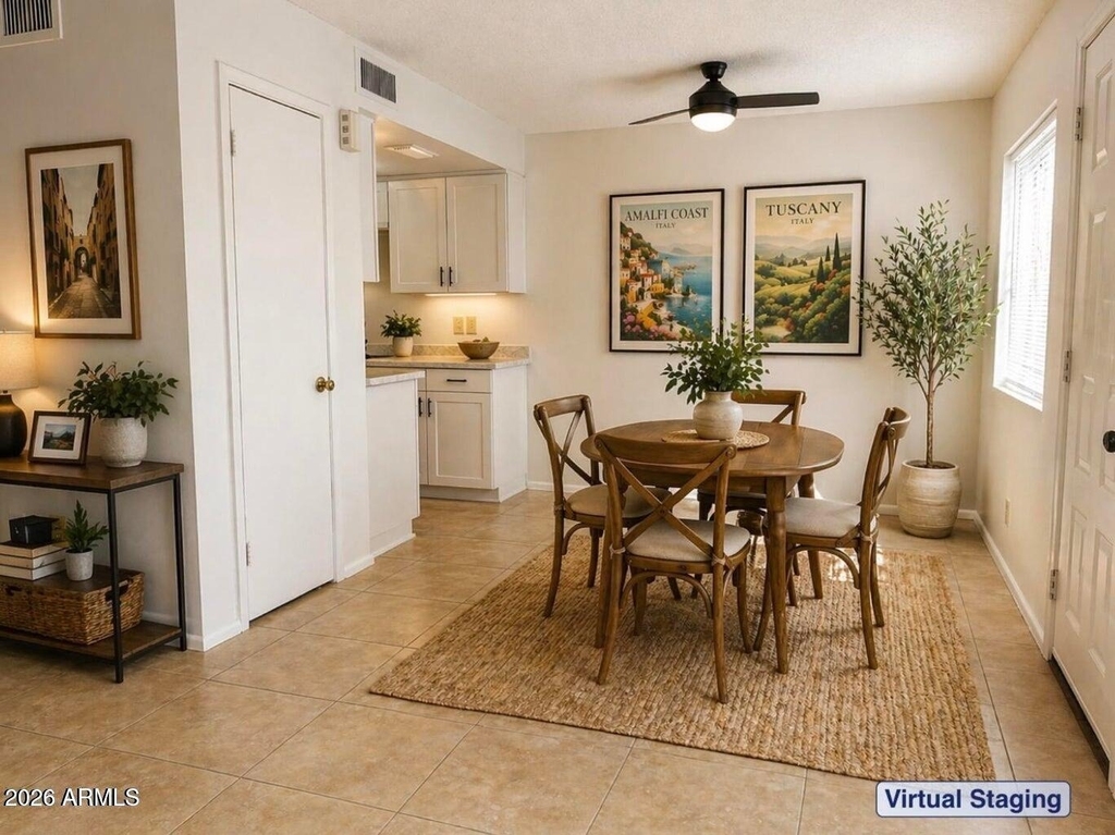 286 W Palomino Drive - Photo 2